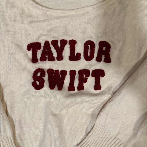 LG Cream Ribbed Knit Top - Picture 2 of 3